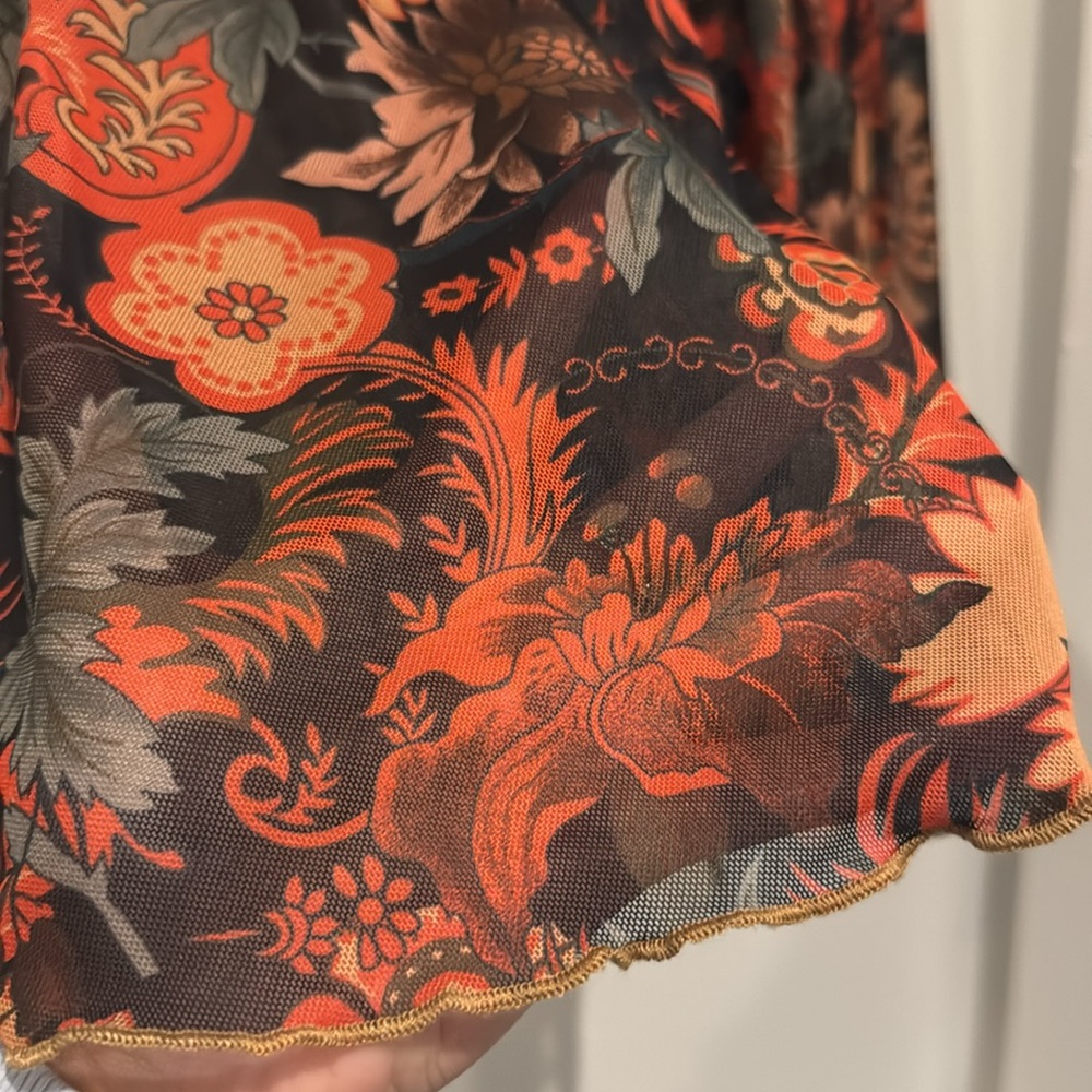 Like New Babydoll Top - Picture 3 of 6